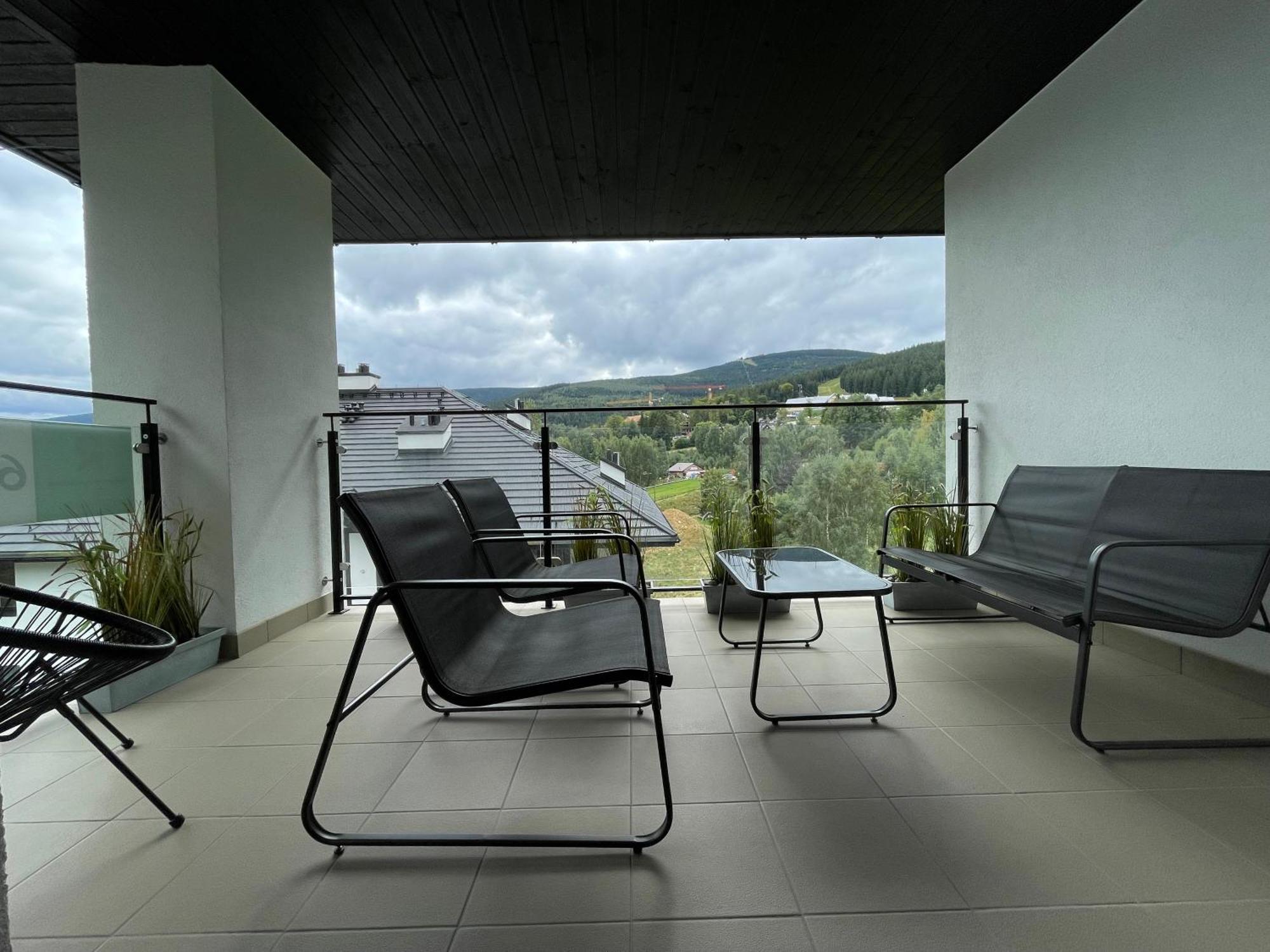 Świeradów-Zdrój Apartament Resto מראה חיצוני תמונה